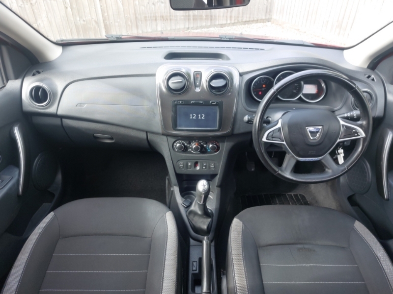 Dacia Sandero Stepway 0.9 Tce Laureate Red #3