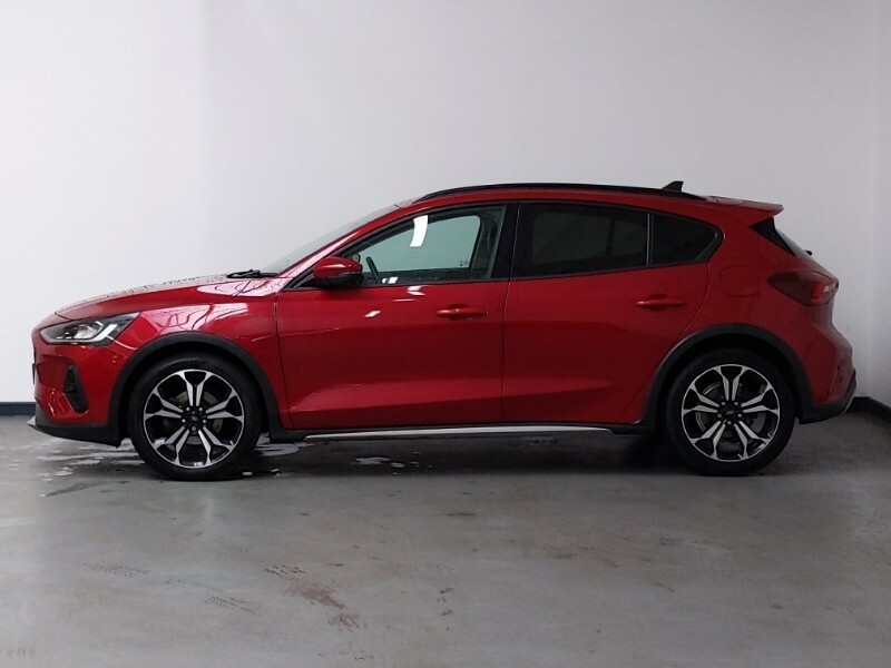 Ford Focus 1.0 Ecoboost Active X Red #4