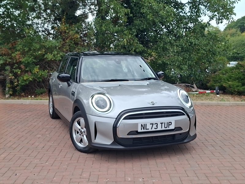 Mini Hatch 1.5 Cooper Classic Premium Silver
