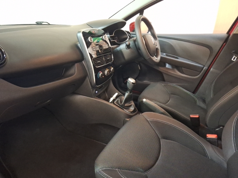 Renault Clio 0.9 Tce 75 Play Red #5