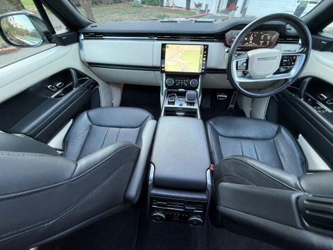 Land Rover Range Rover 3.0 P440e 38.2Kwh Black #6