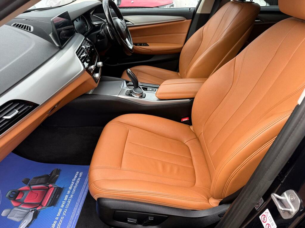 BMW 5 Series 2L M Sport White #19