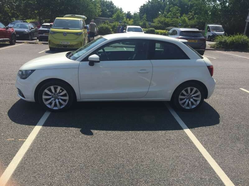 Audi A1 1.4 Tfsi Sport Euro 5 Ss Brown #3