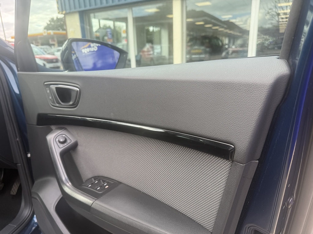 Seat Ateca 2.0 Tsi Fr Black Edition Suv Dsg 4Drive Grey #42