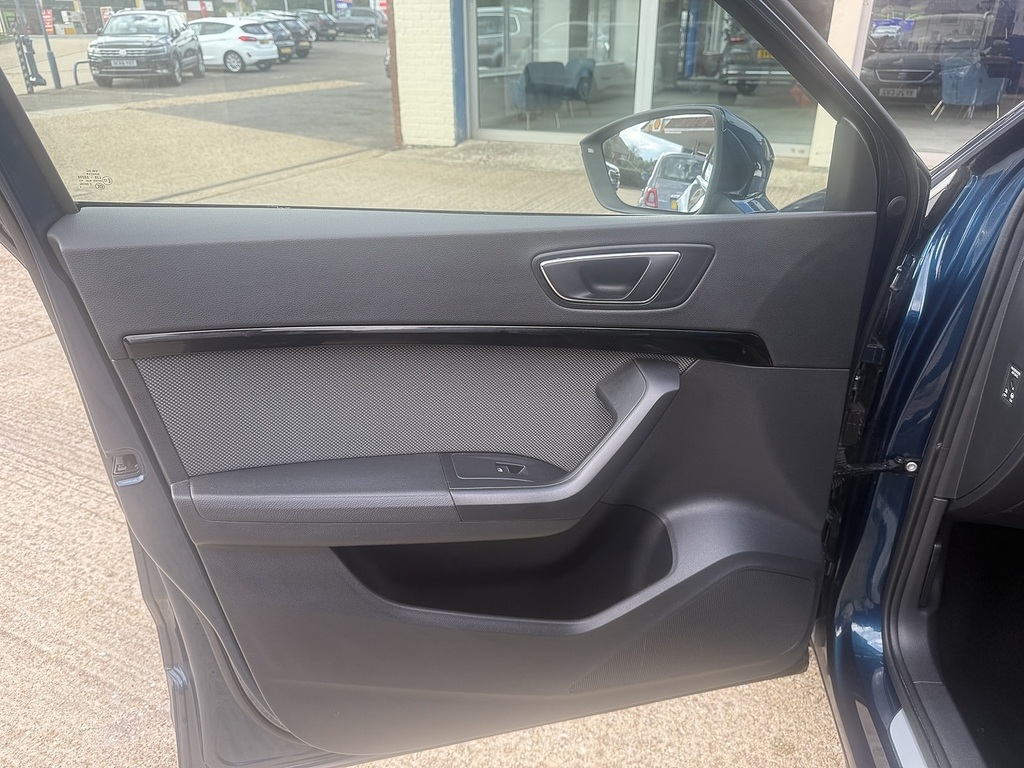 Seat Ateca 2.0 Tsi Fr Black Edition Suv Dsg 4Drive Grey #34