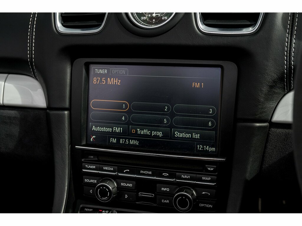 Porsche Boxster 3.8 981 Spyder Euro Silver #24