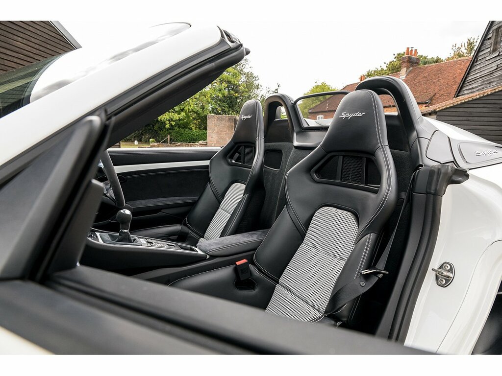 Porsche Boxster 3.8 981 Spyder Euro Silver #22
