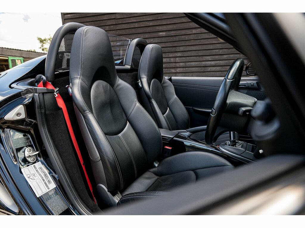 Porsche Boxster Boxster Spyder 25 White #11