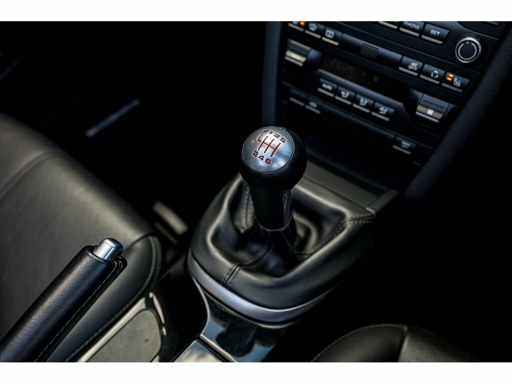 Porsche Boxster Boxster Spyder 25 White #33