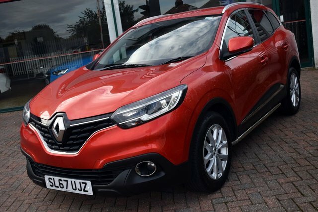 Renault Kadjar 2018 1.5Dci Dynamique Nav 6-Speed 108 Bhp Red #3