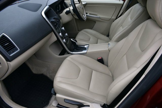 Volvo XC60 Estate Grey #14