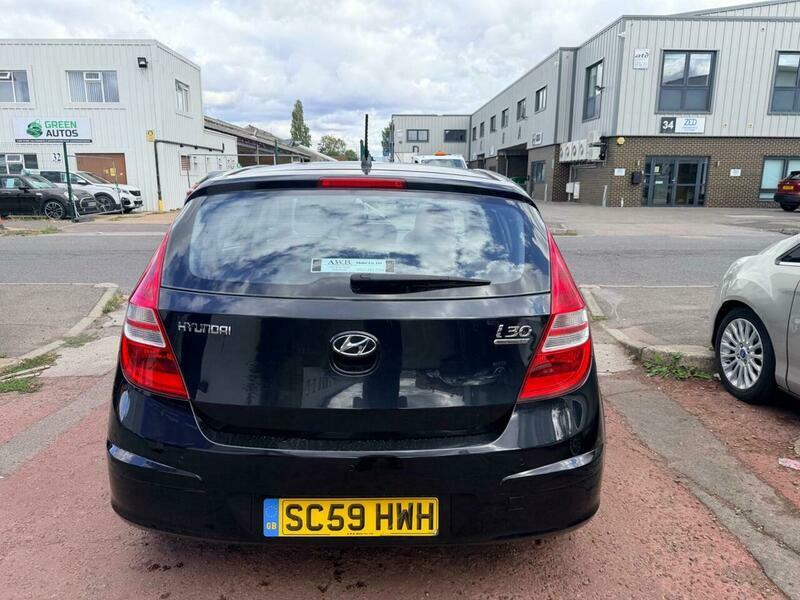 Hyundai I30 1.4 Es Hatchback Black #5