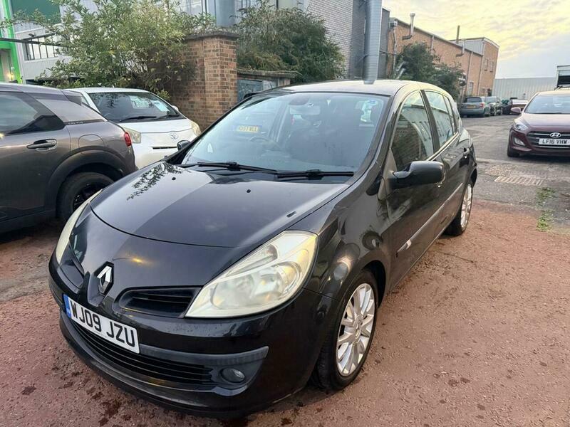 Renault Clio 1.2 Tce 16V Dynamique Black #3