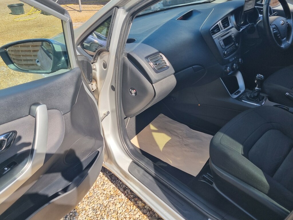 Kia Ceed 1.4 Sr7 Silver #6