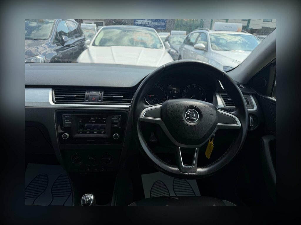 Skoda Rapid 1.2L Se Sport Red #13