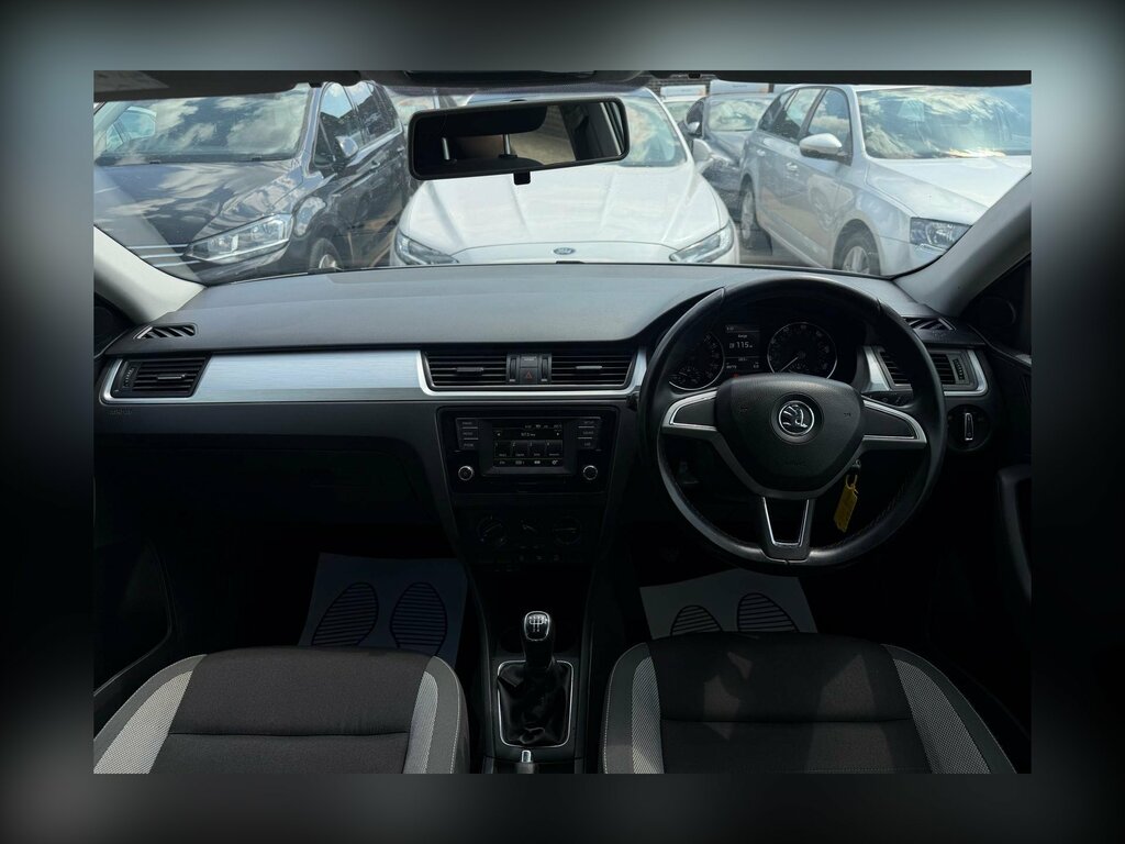 Skoda Rapid 1.2L Se Sport Red #11
