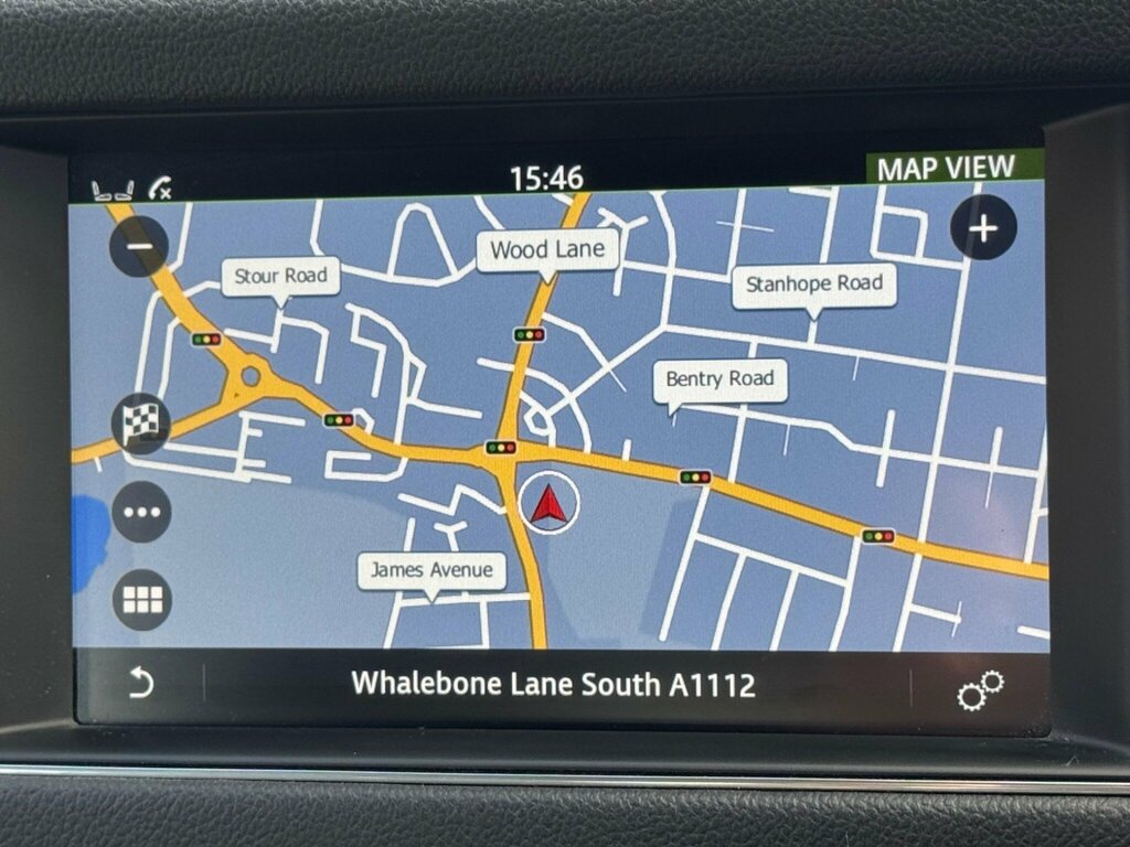 Jaguar XF Saloon 2.0 White #17