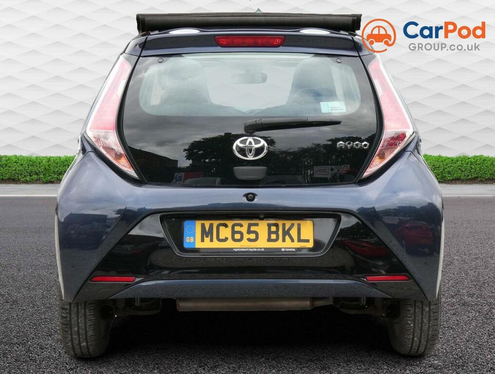 Toyota Aygo X-pression Red #26