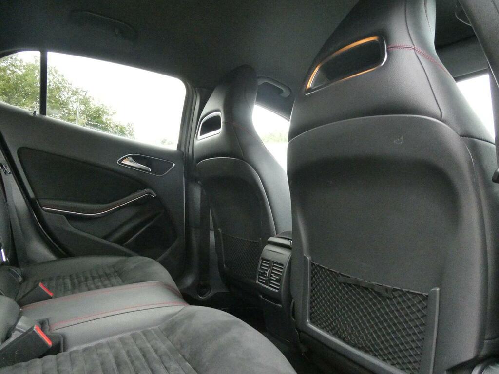 Mercedes-Benz GLA Class Gla 220D 4Matic Amg Line Premium Grey #40