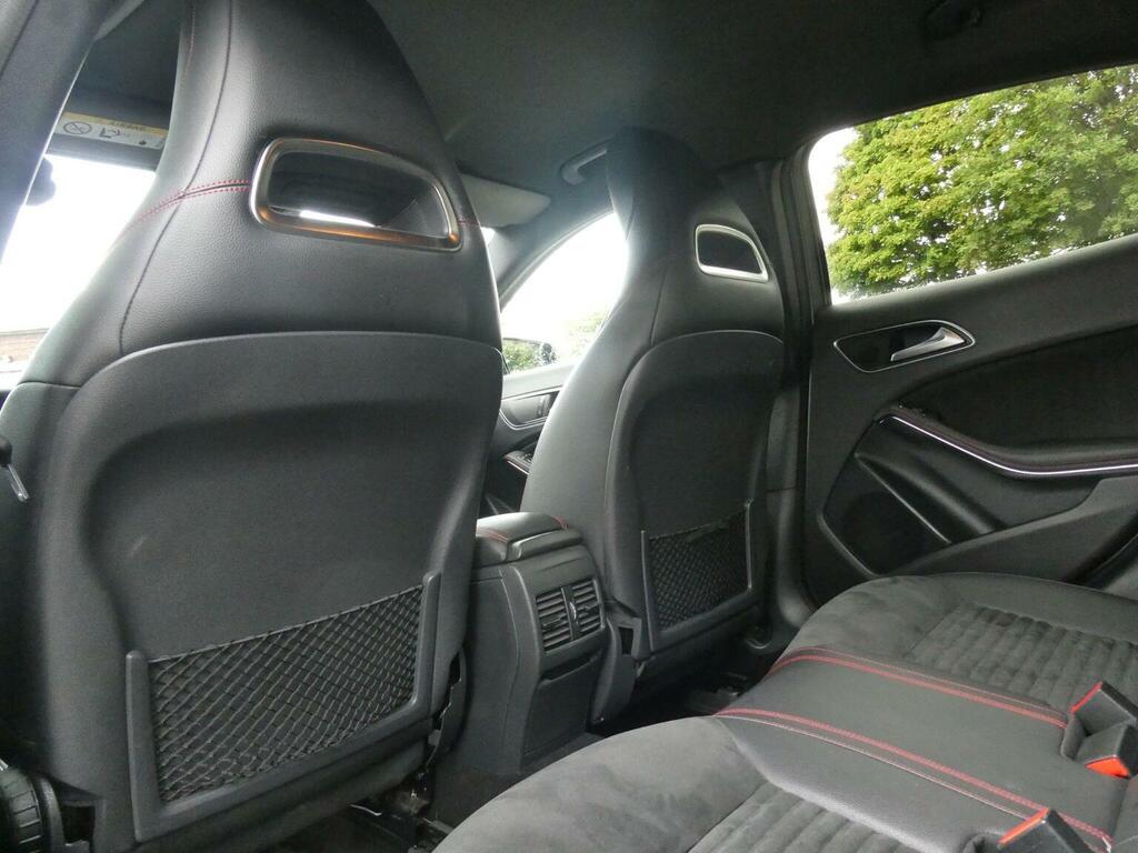 Mercedes-Benz GLA Class Gla 220D 4Matic Amg Line Premium Grey #41