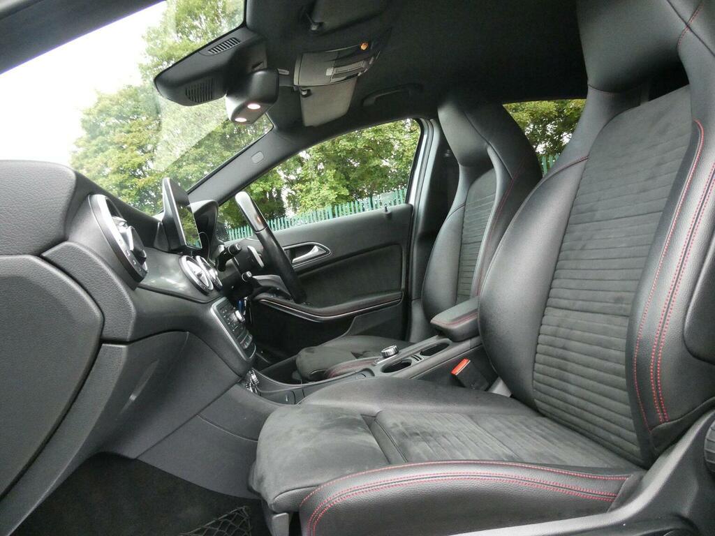 Mercedes-Benz GLA Class Gla 220D 4Matic Amg Line Premium Grey #21