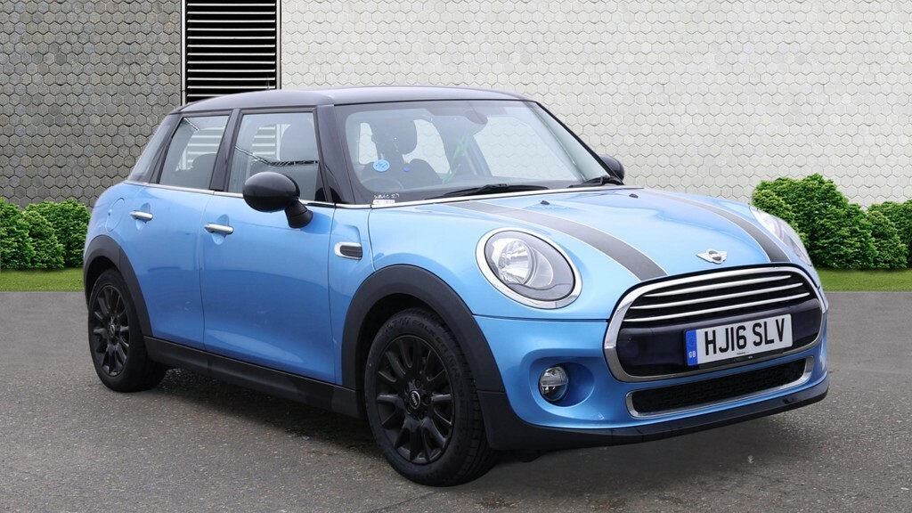 Mini Hatch 1.5 5-Door Hatch Cooper Blue