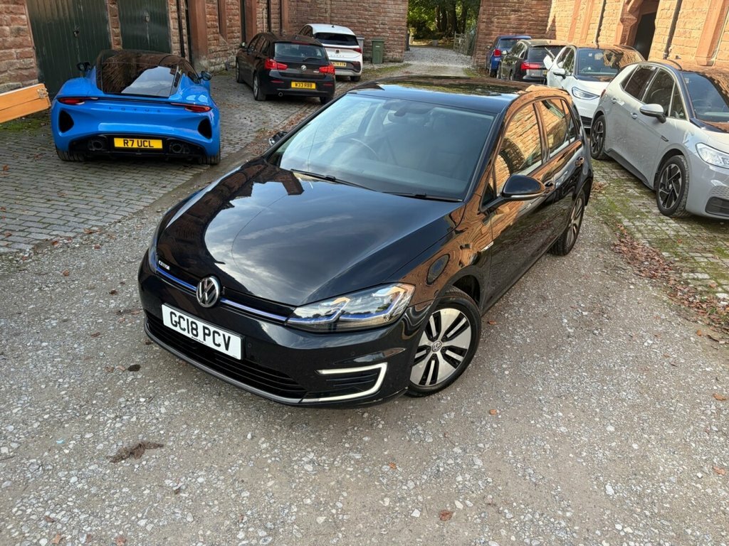 Volkswagen e-Golf 35.8Kwh E-golf Hatchback 136 Ps Black #2
