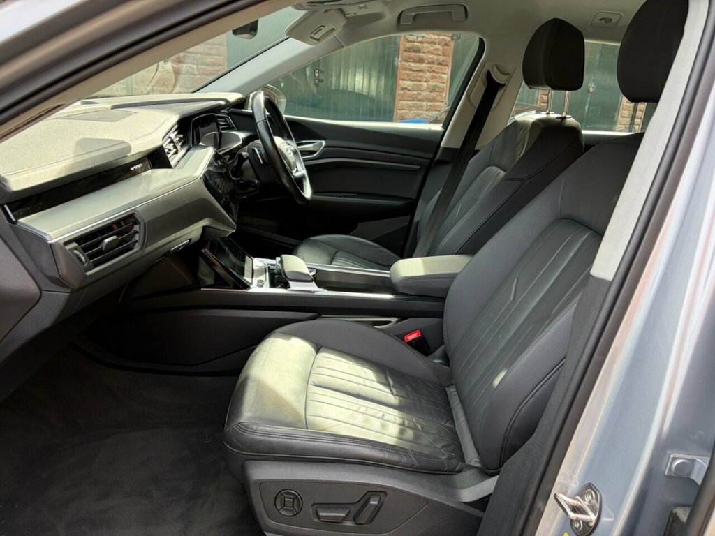 Audi E-tron 50 Technik Suv Quattro 71.2Kwh Silver #5