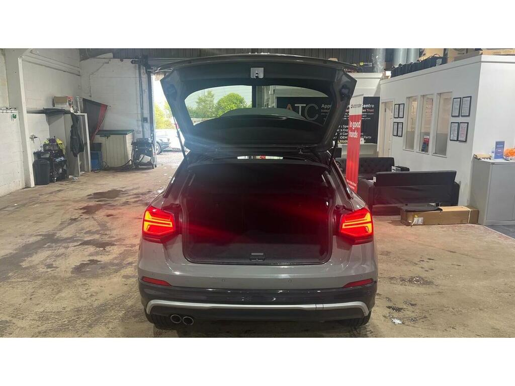 Audi Q2 1.0 Tfsi Sport Black #9