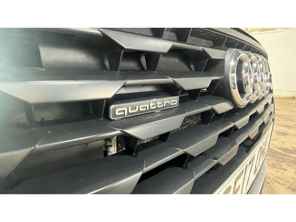 Audi Q2 1.0 Tfsi Sport Black #13
