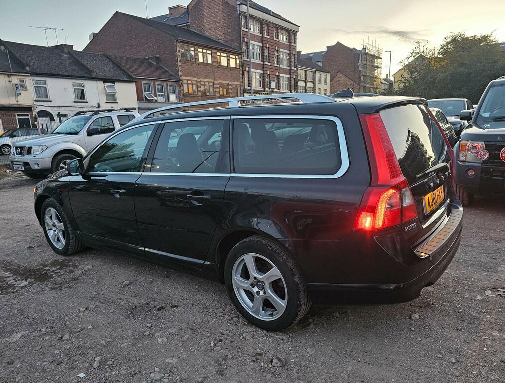 Volvo V70 2.4 D5 Se Lux Geartronic Euro 5 Black #6