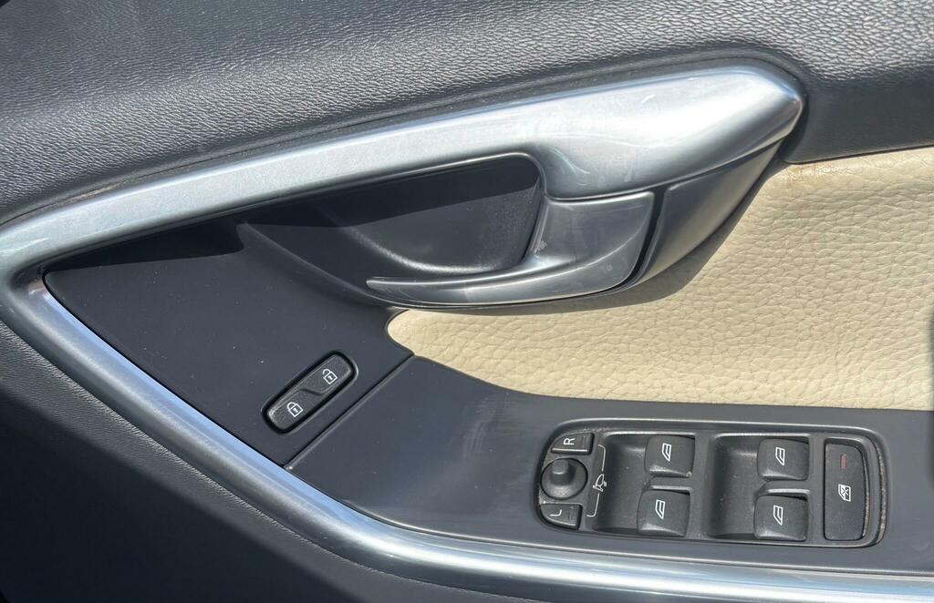 Volvo XC60 Xc60 D5 Se Lux Awd  #25