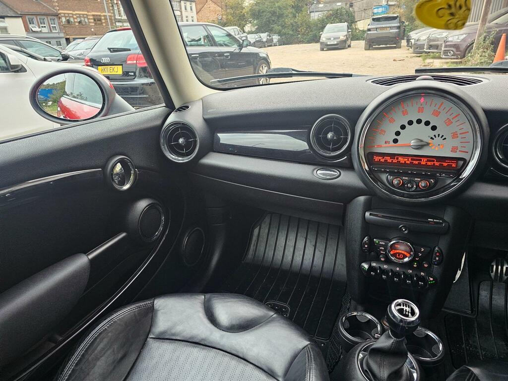 Mini Hatch Cooper S Red #3
