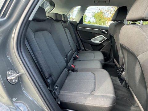 Audi Q3 2.0 Tdi 35 PJ69YWD Grey #4