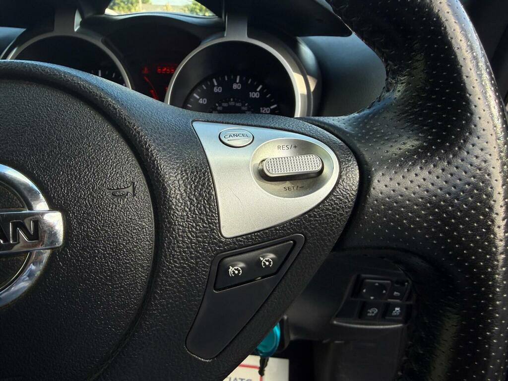 Nissan Juke 1.5 Acenta Premium Dci 109 Bhp White #30