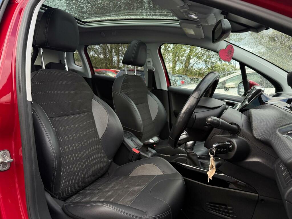 Peugeot 2008 Allure Premium Grey #13
