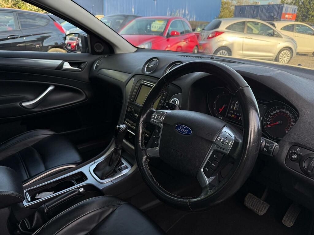 Ford Mondeo Titanium X Business Edition White #10