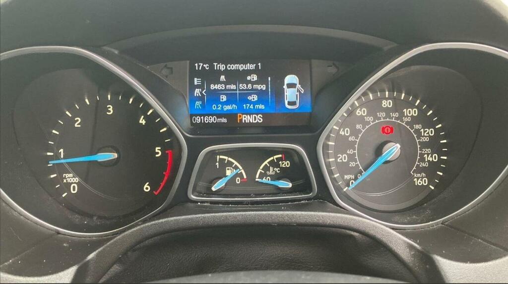 Ford Focus 1.5 Tdci Titanium Powershift Euro 6 Ss Grey #5