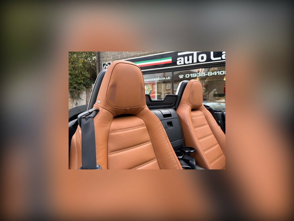 Fiat 124 Spider 1.4 Spider Multiair Lusso Convertible Black #44
