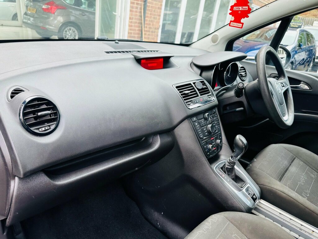 Vauxhall Meriva Meriva Life Silver #24