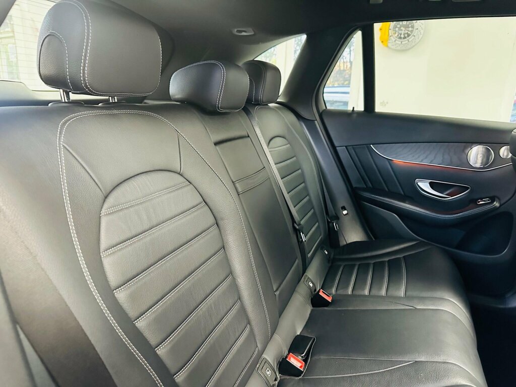 Mercedes-Benz GLC Class Glc 220 D 4Matic Amg Line Premium Black #33