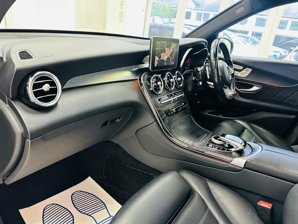 Mercedes-Benz GLC Class Glc 220 D 4Matic Amg Line Premium Black #42