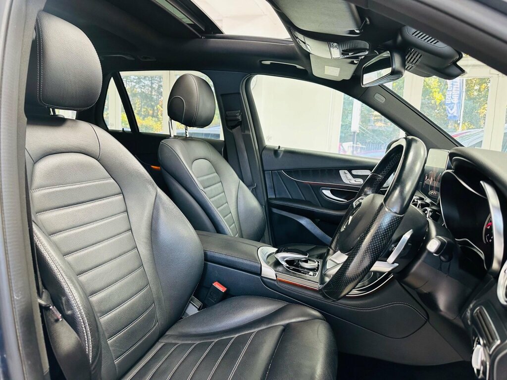 Mercedes-Benz GLC Class Glc 220 D 4Matic Amg Line Premium Black #30