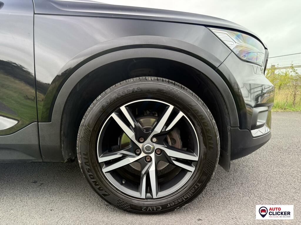 Volvo XC40 R-design Black #5
