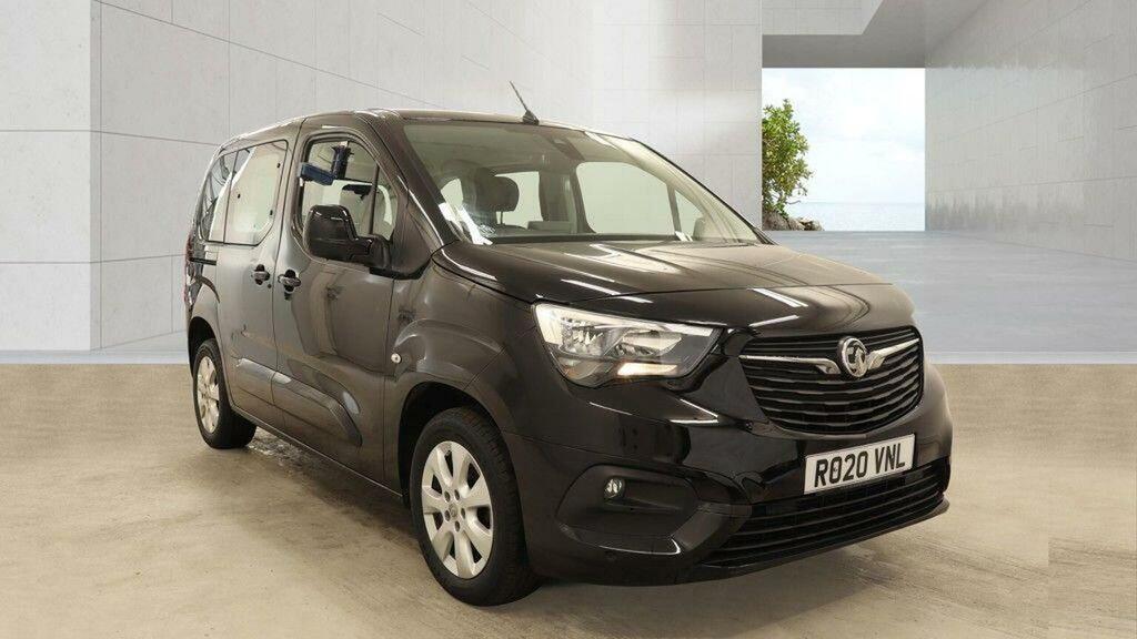 Vauxhall Combo Life 1.5 Turbo D Blueinjection Energy Euro 6 Ss Black #2