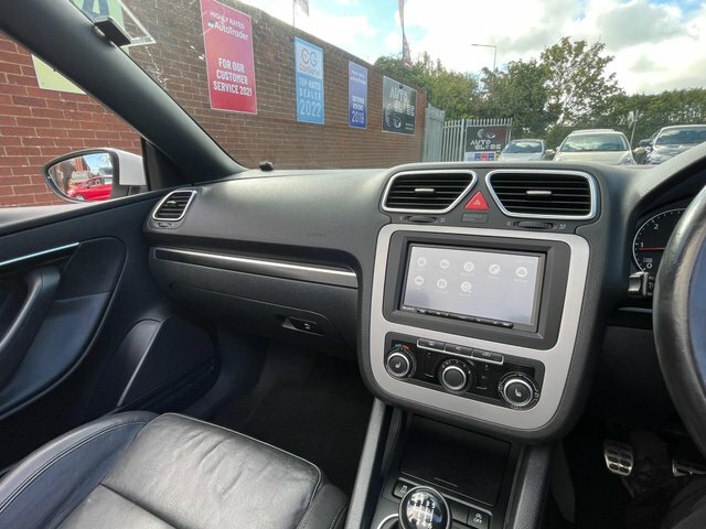 Volkswagen EOS 2.0 Tdi Bluemotion Tech Sport Cabriolet Euro 5 S White #21