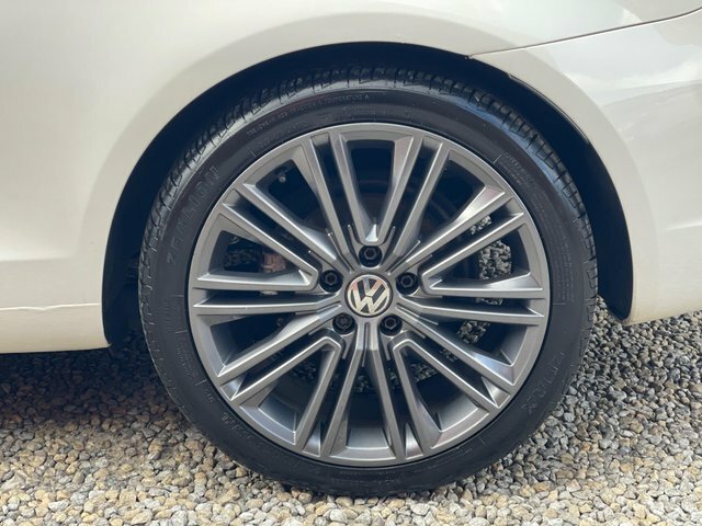 Volkswagen EOS 2.0 Tdi Bluemotion Tech Sport Cabriolet Euro 5 S White #69