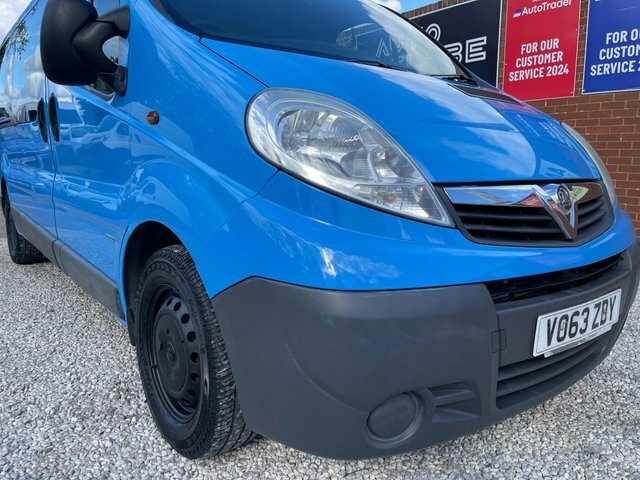 Vauxhall Vivaro 2.0 2900 Cdti Ecoflex Lwb 89 Bhp Red #48