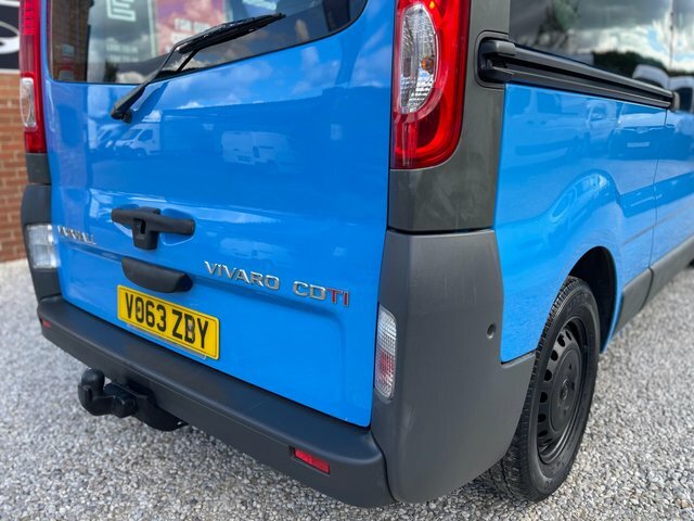 Vauxhall Vivaro 2.0 2900 Cdti Ecoflex Lwb 89 Bhp Red #55