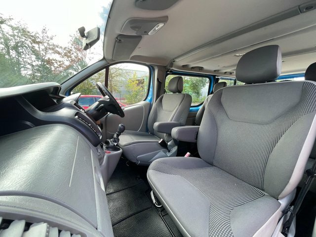 Vauxhall Vivaro 2.0 2900 Cdti Ecoflex Lwb 89 Bhp Red #30